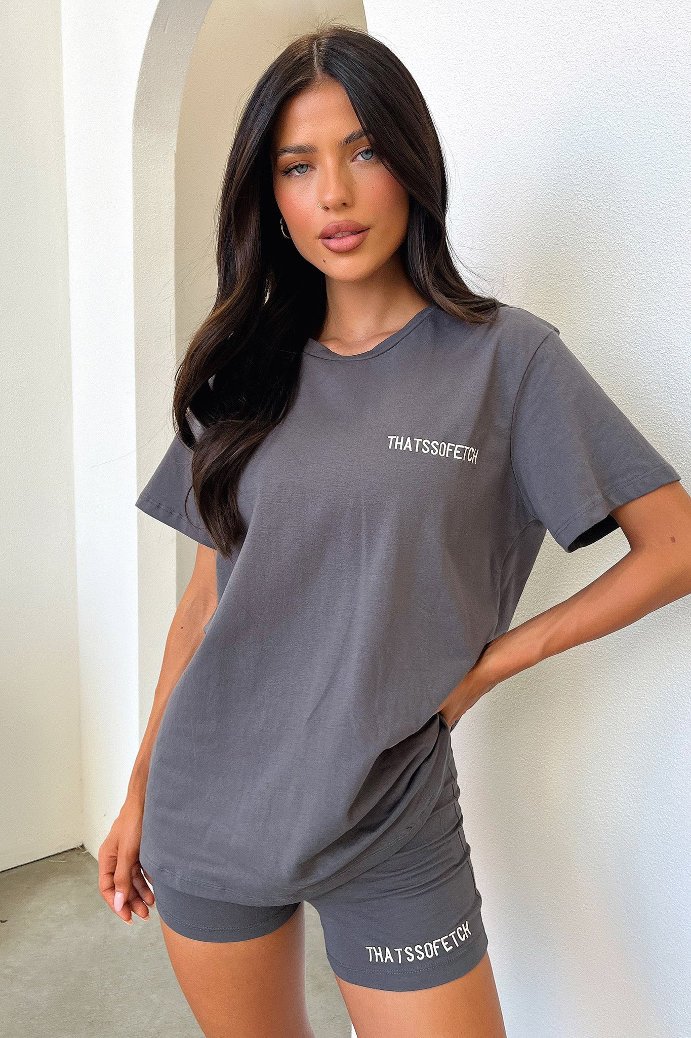 Jaska Tee - Charcoal